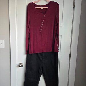 Venus Burgundy Long Sleeve/Old Navy Black Flare Jeans